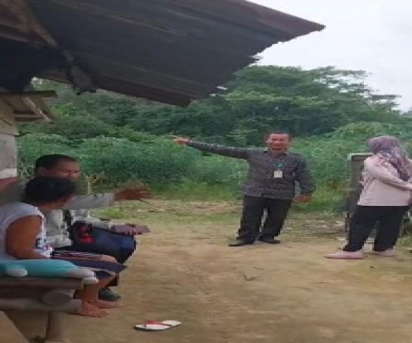 Giat Sosial “Pensos On The Street Di Bulan Puasa” Membersamai Warga Pemerlu Layanan Kesejahteraan Sosial. 