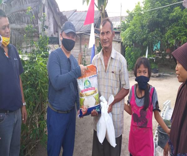 Gubernur Santuni Keluarga Disabilitas dan Peletakan Batu Pertama RLH