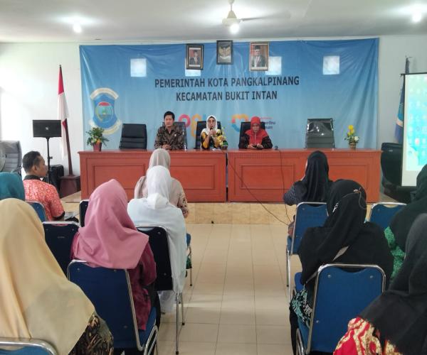 Sosialisasi Pedoman Bantuan Keuangan Penanganan Stunting dan BANSOS Kemiskinan Ekstrem di Tujuh Kecamatan Kota Pangkalpinang. 