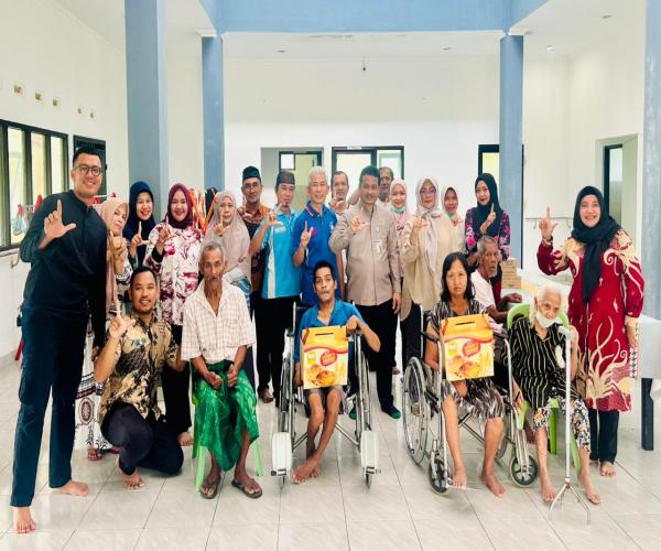 Plt Kepala Dinas Sosial PMD, Megawati Soeroso Dampingi Pj Sekretaris Daerah Tinjau Layanan Rehabilitasi Sosial Di Dalam Panti