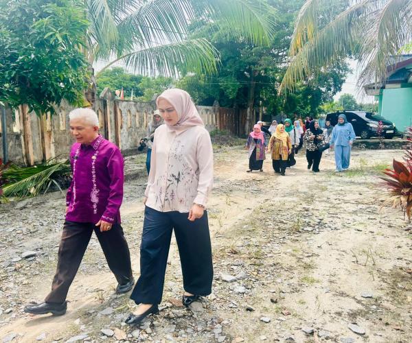 Kunjungan Ketua Tim Penggerak PKK Noni Hidayat Arsani Ke Panti Sosial Bina Serumpun DINSOSPMD