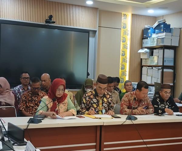 Bahas Realisasi Anggaran Tahun 2025, Kepala Dinas Sosial PMD Mengikuti Rapat Kerja Dengan Komisi IV DPRD Provinsi Kep.Bangka Belitung