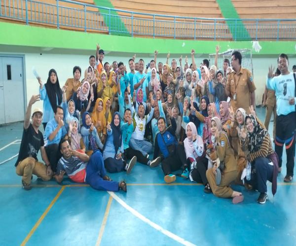 PACU SEMANGAT LOMBA TARIK TAMBANG, DINSOS & PMD BABEL RAIH JUARA 3