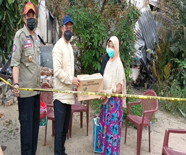 Empati bawa Gubernur Sambangi Korban Kebakaran