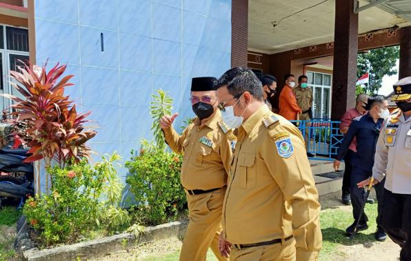 Penyerahan BANSOS dan BANPRES
