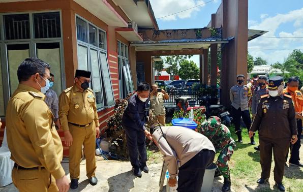 Penyerahan BANSOS dan BANPRES