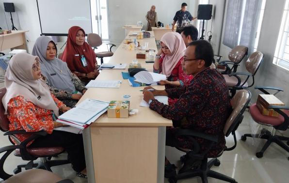 Simulasi pra penilaian kompetensi ASN terkait pemenuhan aspek YANLIK pada badan publik. Simulasi pra penilaian kompetensi ASN terkait pemenuhan aspek YANLIK pada badan publik.