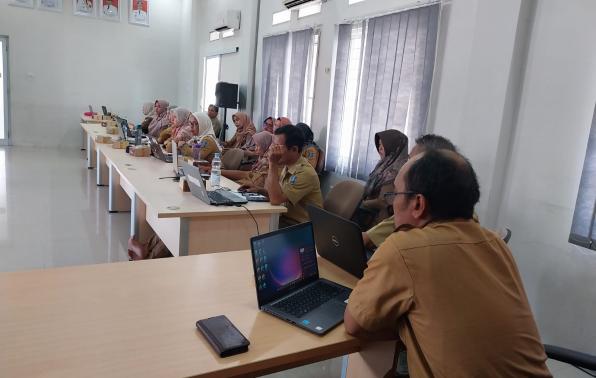 Pegawai DINSOSPMD mengikuti kegiatan sosialisasi Implementasi PERMENPAN RB Nomor 6 Tahun 2022 Tentang Pengelolaan Sasaran Kinerja. Pegawai DINSOSPMD mengikuti kegiatan sosialisasi Implementasi PERMENPAN RB Nomor 6 Tahun 2022 Tentang Pengelolaan Sasaran Kinerja.
