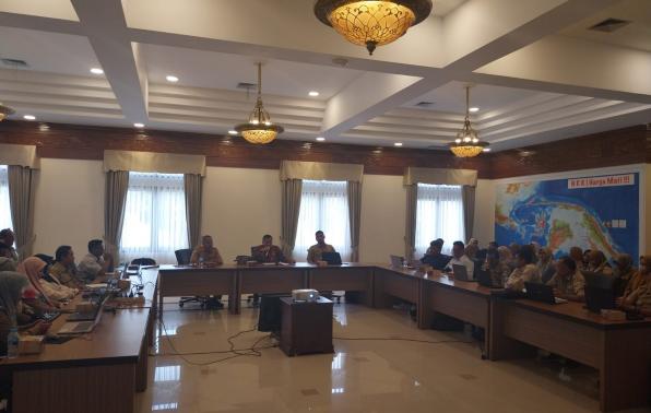 Kegiatan pendampingan tata laksana penginputan data administrasi profil desa/kelurahan atau PRODESKEL. Kegiatan pendampingan tata laksana penginputan data administrasi profil desa/kelurahan atau PRODESKEL.