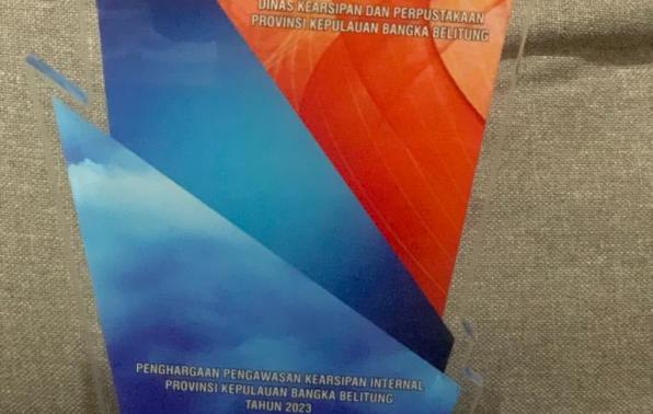 Piagam Penghargaan Terbaik I dalam Pengelolaan Kearsipan Tingkat OPD Piagam Penghargaan Terbaik I dalam Pengelolaan Kearsipan Tingkat OPD