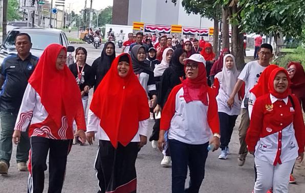Moment Jalan Sehat DINSOSPMD Memperingati HUT Ke 80 Tahun Kemerdekaan RI