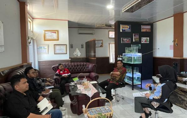 Audiensi perwakilan perusahaan swasta sektor perkebunan kelapa sawit yang memiliki izin operasi provinsi terkait pembahasan peran serta badan usaha swasta dalam pembangunan sosial melalui program TJSL