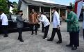 Kunjungan kerja Wakil Presiden RI, Ma'aruf Amin didampingi oleh Pj.Gubernur Kep. Bangka Belitung Ridwan Djamalludin dan Sekretaris Daerah Provinsi Kep.Bangka Belitung Naziarto pada kegiatan penyerahan bantuan sosial dan santunan kepada KPM di Bangka Belitung