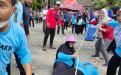 keseruan lomba tarik tambang regu wanita 