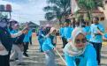 Lomba tarik tambang regu wanita  yang diikuti oleh ASN/PHL 