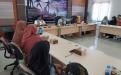 KADINSOSPMD, Budi Utama saat memimpin rapat forum wilayah lembaga kesejahteraan sosial anak-panti sosial asuhan anak