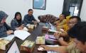 Pelaksanaan verifikasi bukti fisik/ eviden terhadap Penyelenggaran Layanan Keterbukaan Informasi pada PPID Pelaksana DINSOSPMD oleh lembaga KID Prov.Kep.Bangka Belitung