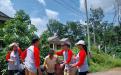 Giat PENSOS On The Street kepada warga lansia dan pemerlu layanan sosial lainnya.
