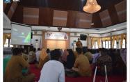 Kadin sosial dan PMD, Budi Utama memberikan pengarahan terkait program kepsertaan BPJS Ketenagakerjaan yang dapat diikuti oleh perangkat desa.dapat d