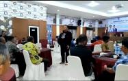 Kepala Dinas Sosial dan PMD, Budi Utama membuka kegiatan bimbingan teknis penetapan dan penegasan batas desa, Selasa (07/11/2023) 